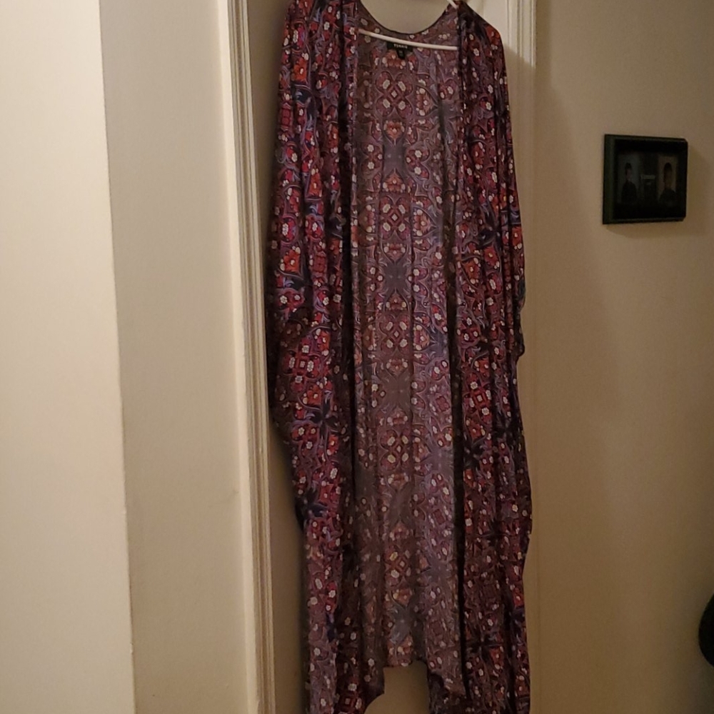 Floral Red, Blue, White Kimono